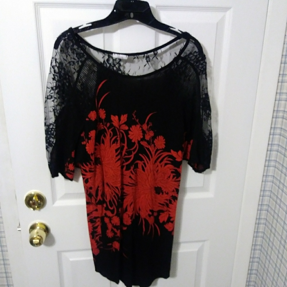Blouse - Picture 2 of 3